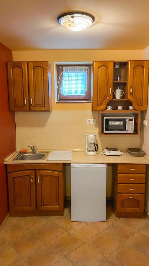 Bajor Panzio Buek-Buekfuerdo, Adults Friendly 12 Plus 外观 照片