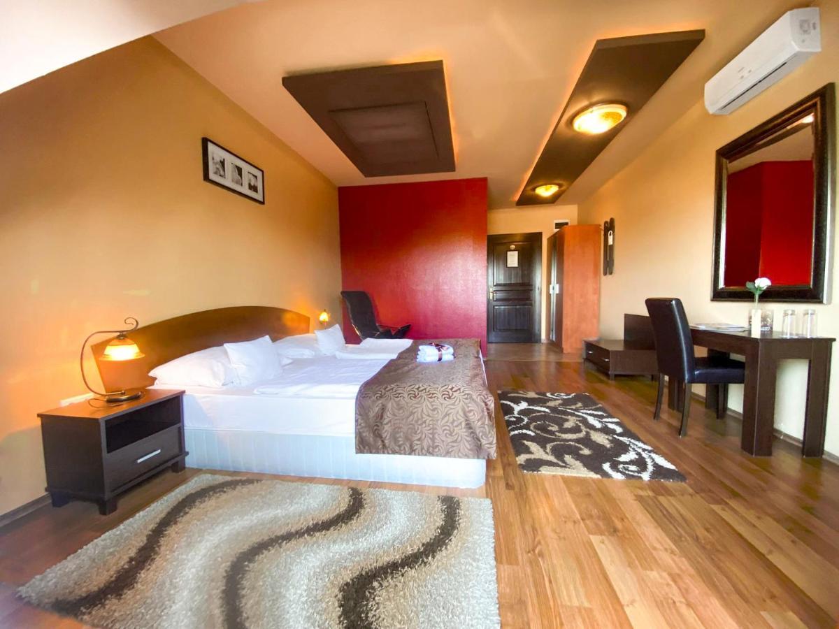 Bajor Panzio Buek-Buekfuerdo, Adults Friendly 12 Plus 外观 照片