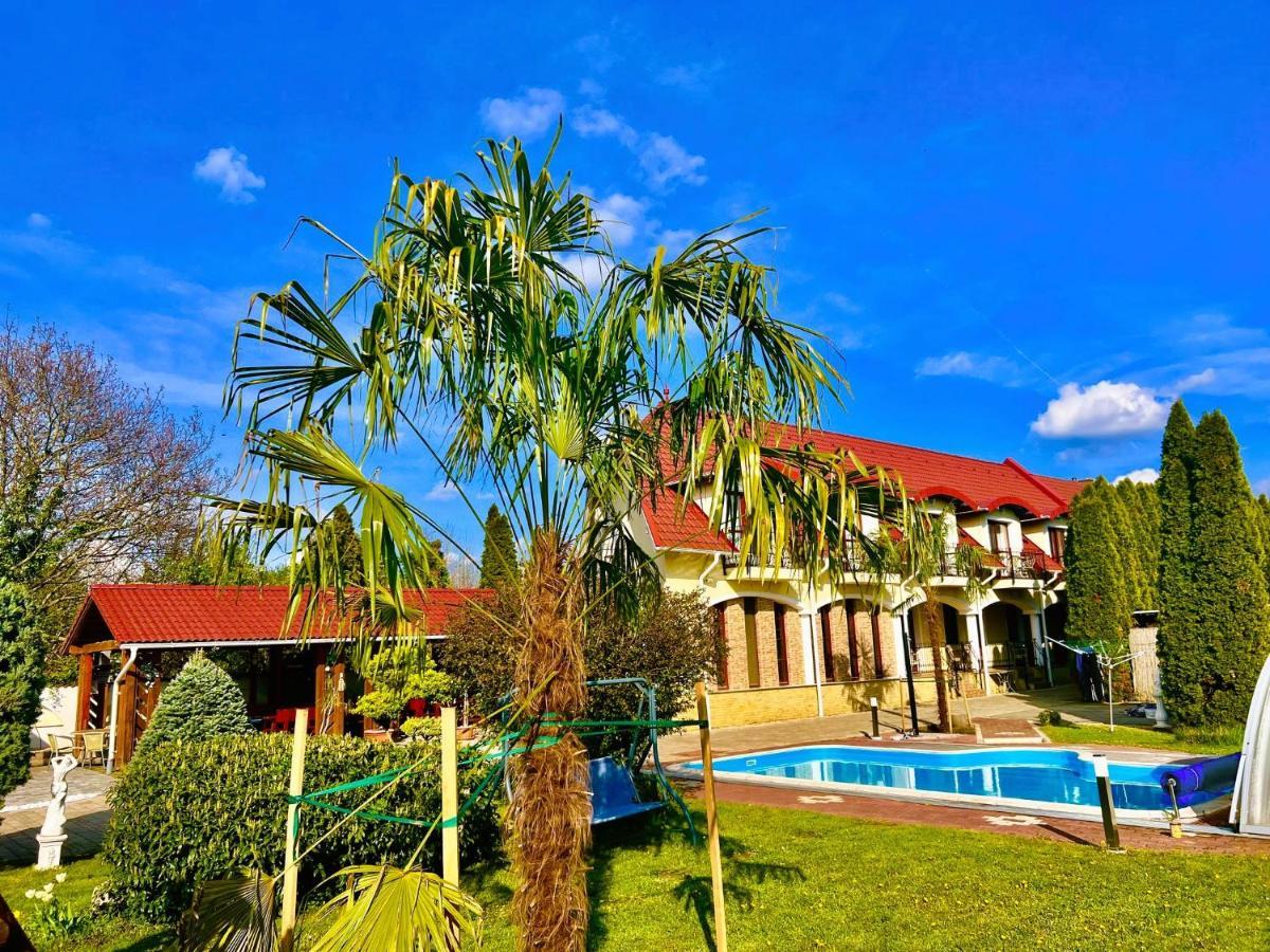 Bajor Panzio Buek-Buekfuerdo, Adults Friendly 12 Plus 外观 照片