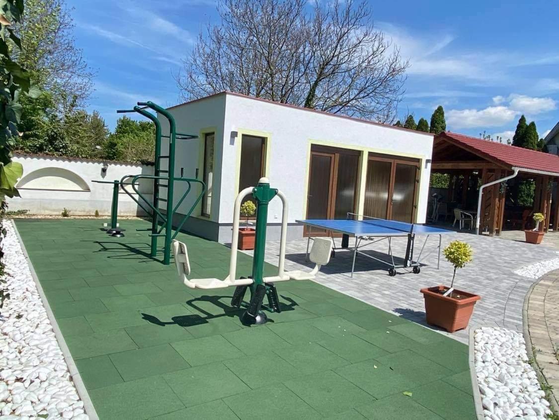 Bajor Panzio Buek-Buekfuerdo, Adults Friendly 12 Plus 外观 照片