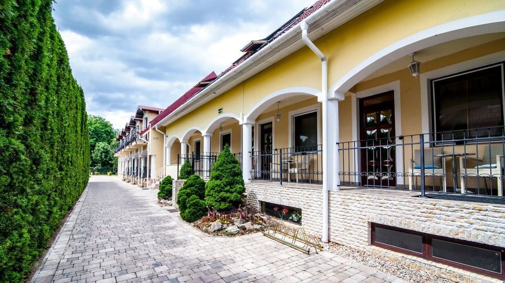 Bajor Panzio Buek-Buekfuerdo, Adults Friendly 12 Plus 外观 照片