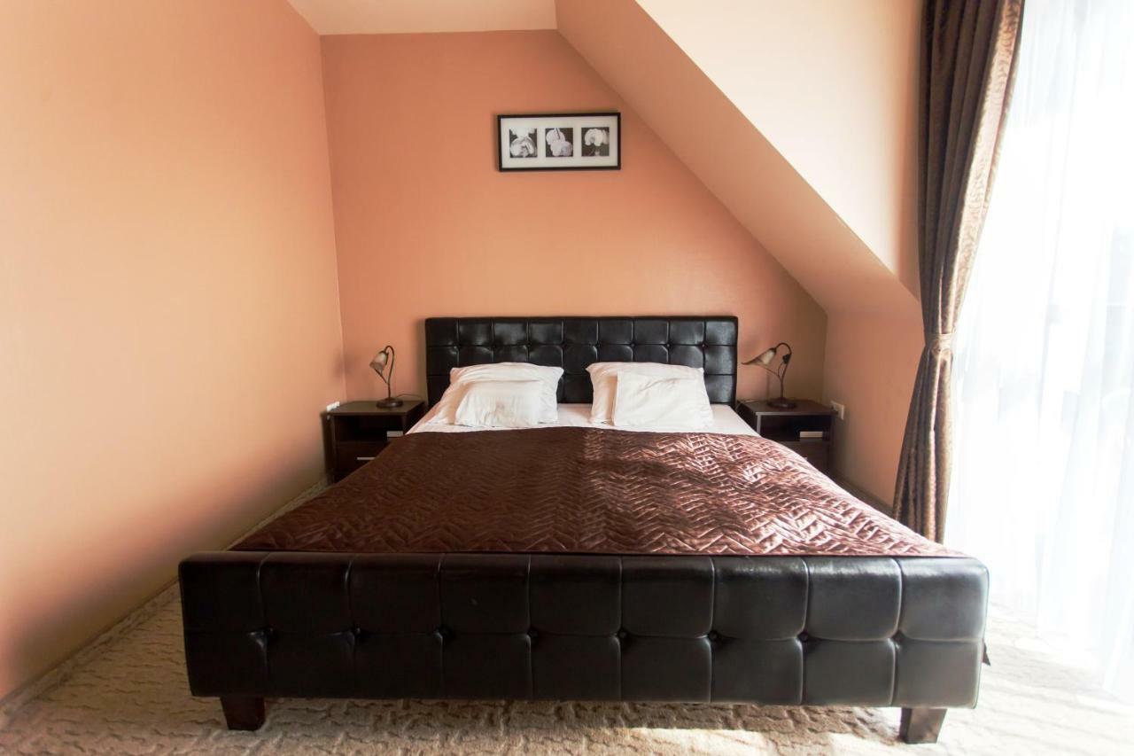Bajor Panzio Buek-Buekfuerdo, Adults Friendly 12 Plus 外观 照片