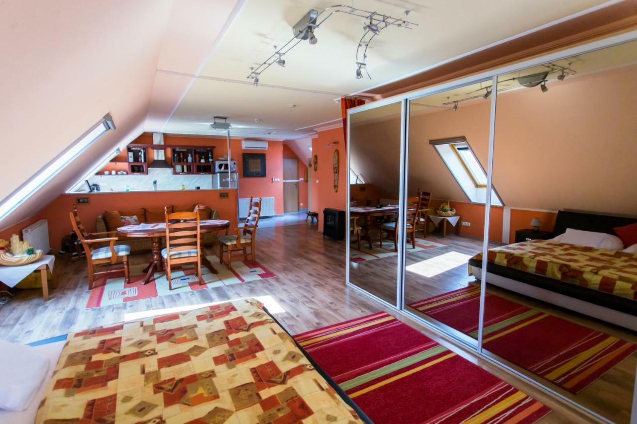 Bajor Panzio Buek-Buekfuerdo, Adults Friendly 12 Plus 外观 照片